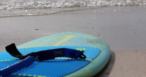 Stand Up Paddleboarding in Queensland with Enviro Reef Paddle and Surf